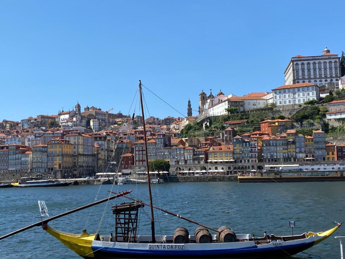 The Yellow House Porto Exterior photo